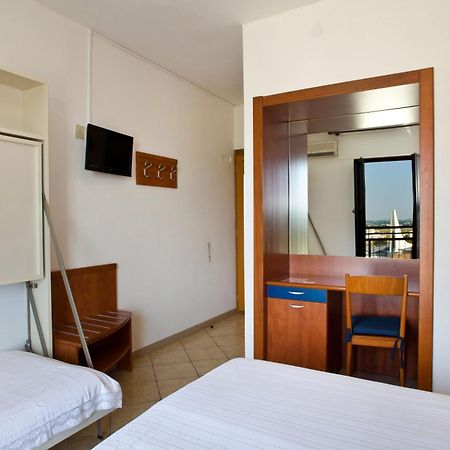 Hotel Frank Lido di Jesolo Kamer foto